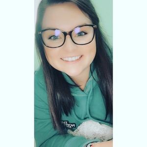 Meet your Posher, Erica